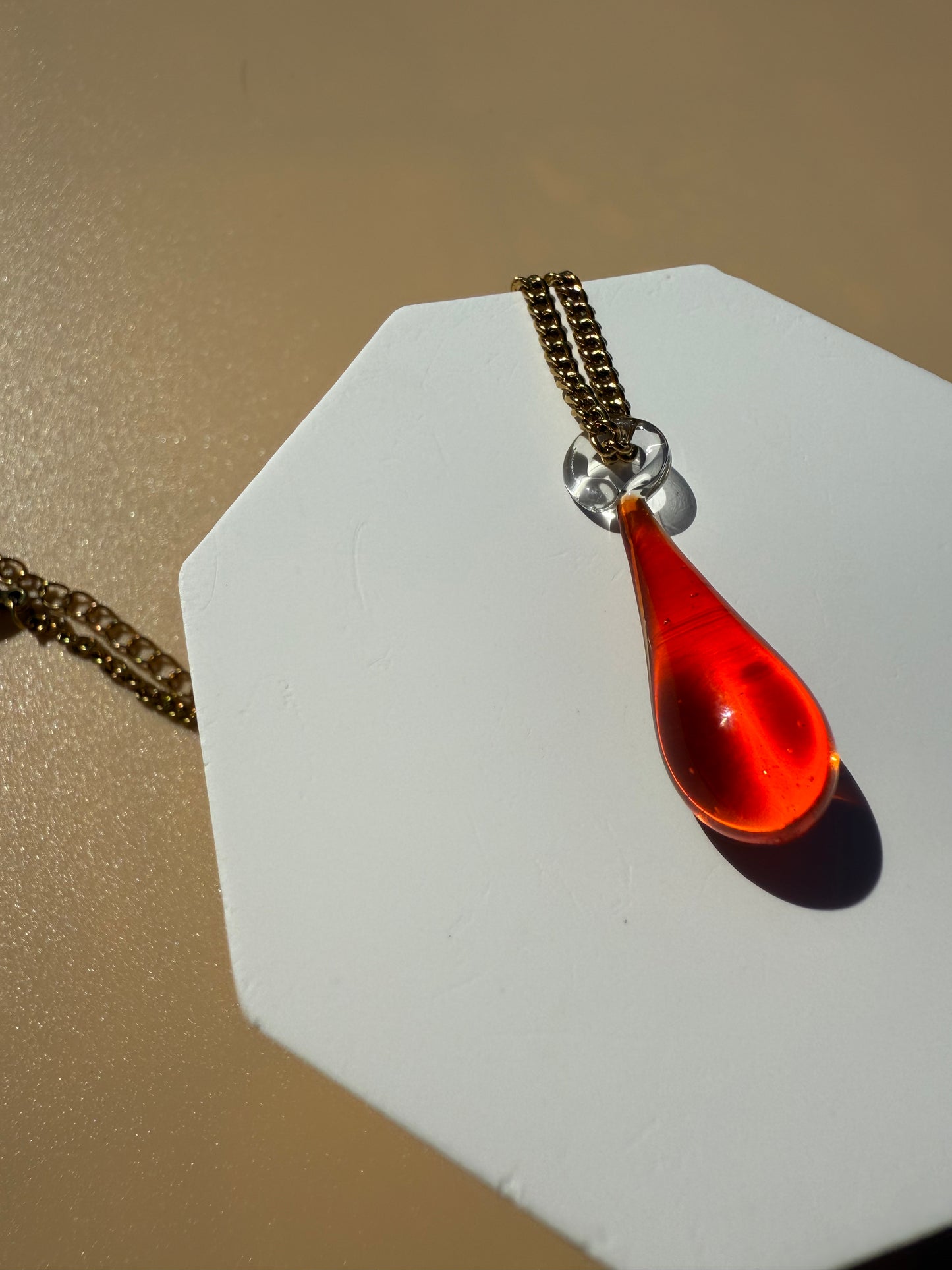 THE DROP NECKLACE
