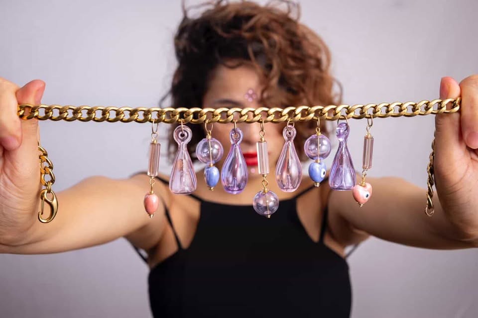 ¨CARANTON¨ Glass and Ceramic Necklace