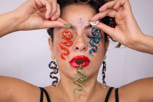 ¨MANASA¨ - Sneak Glass Earrings