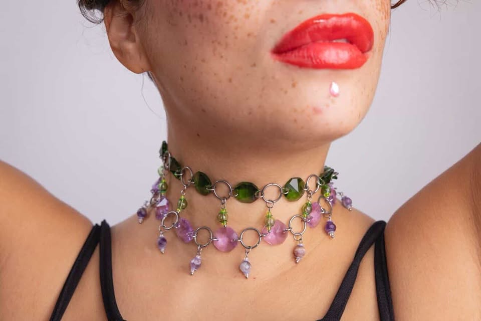 Vamp Kiss Choker