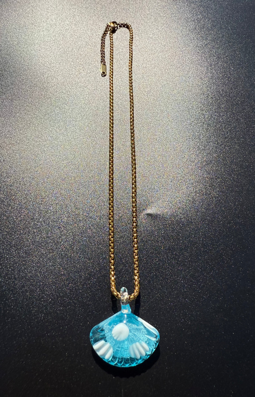 THE NECKLACE
