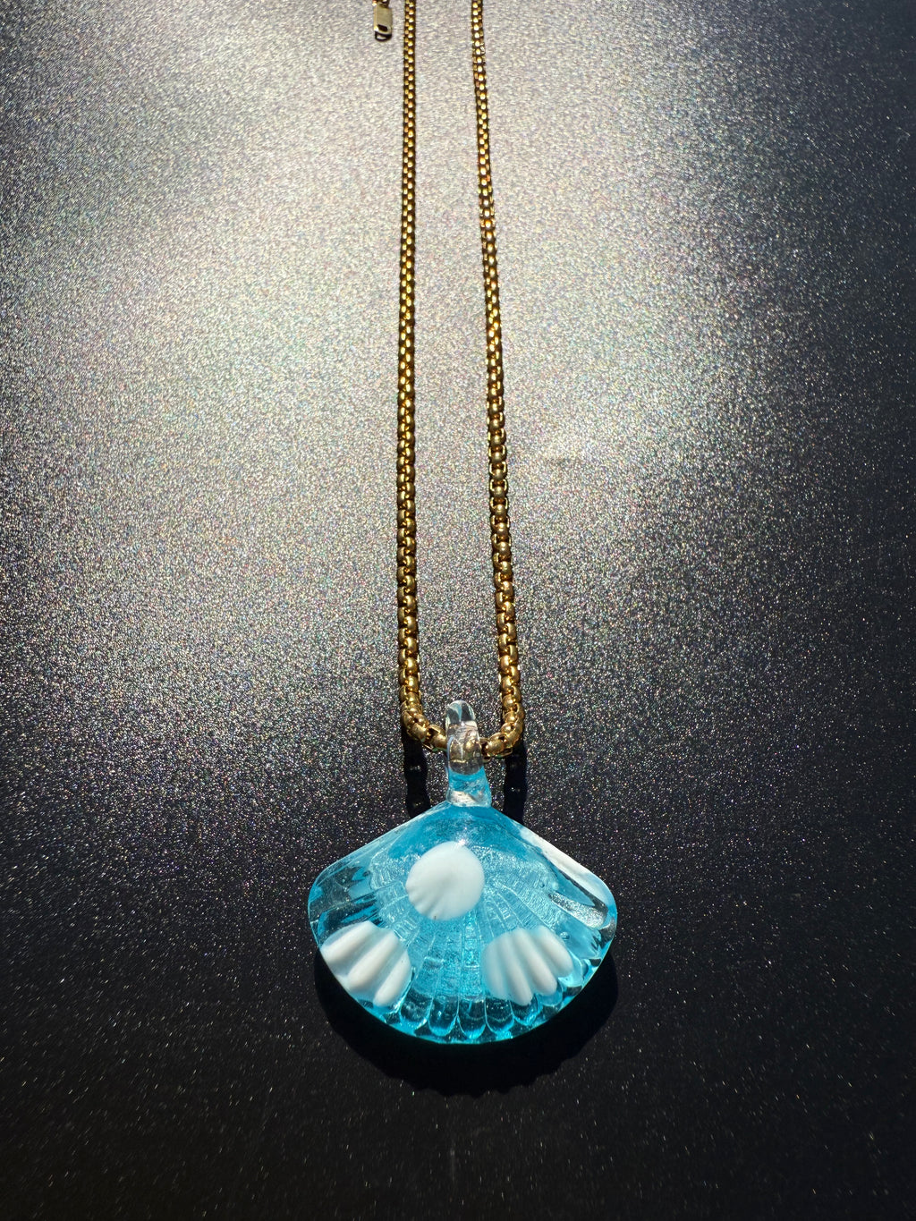 THE NECKLACE