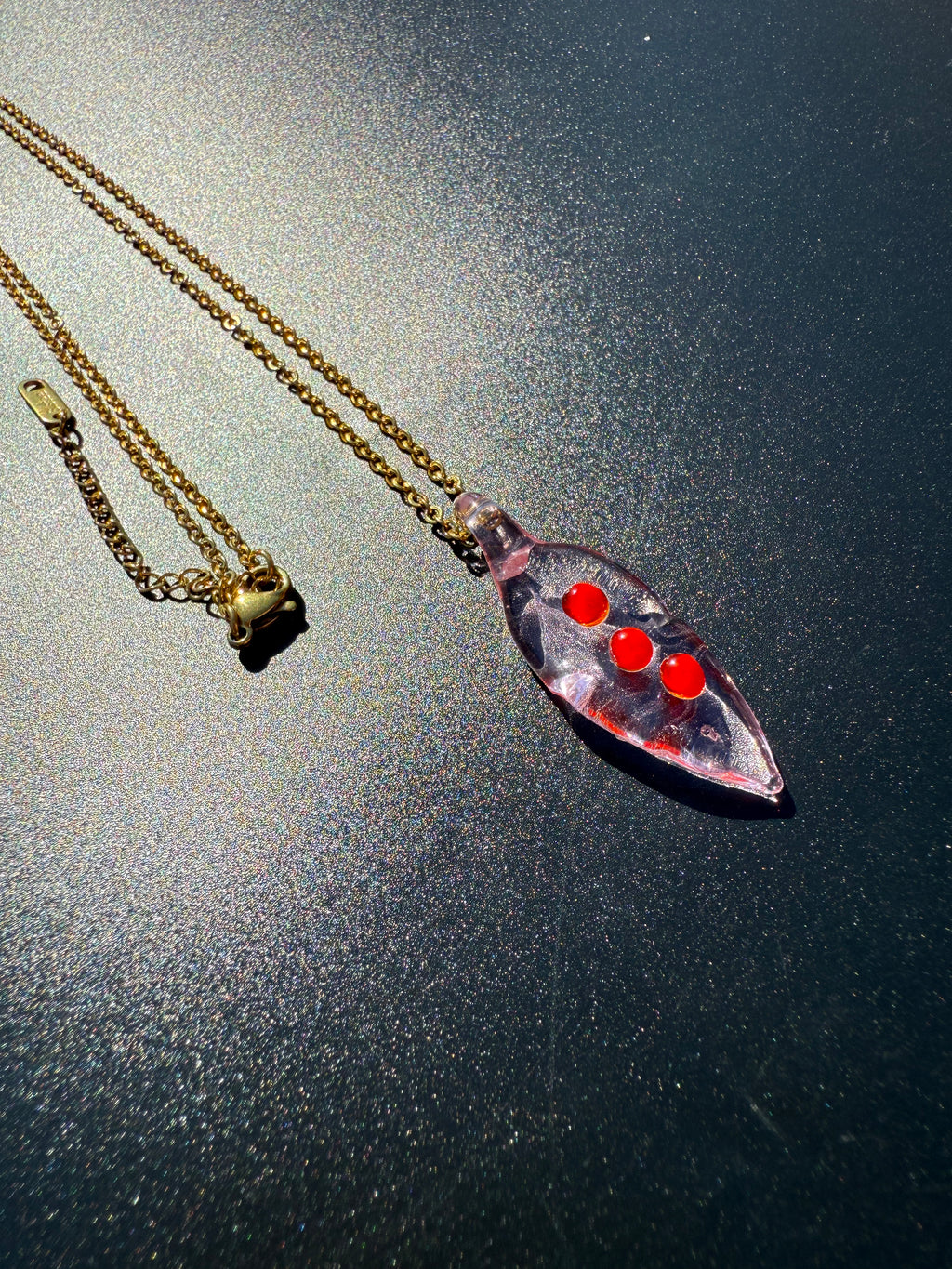 THE NECKLACE
