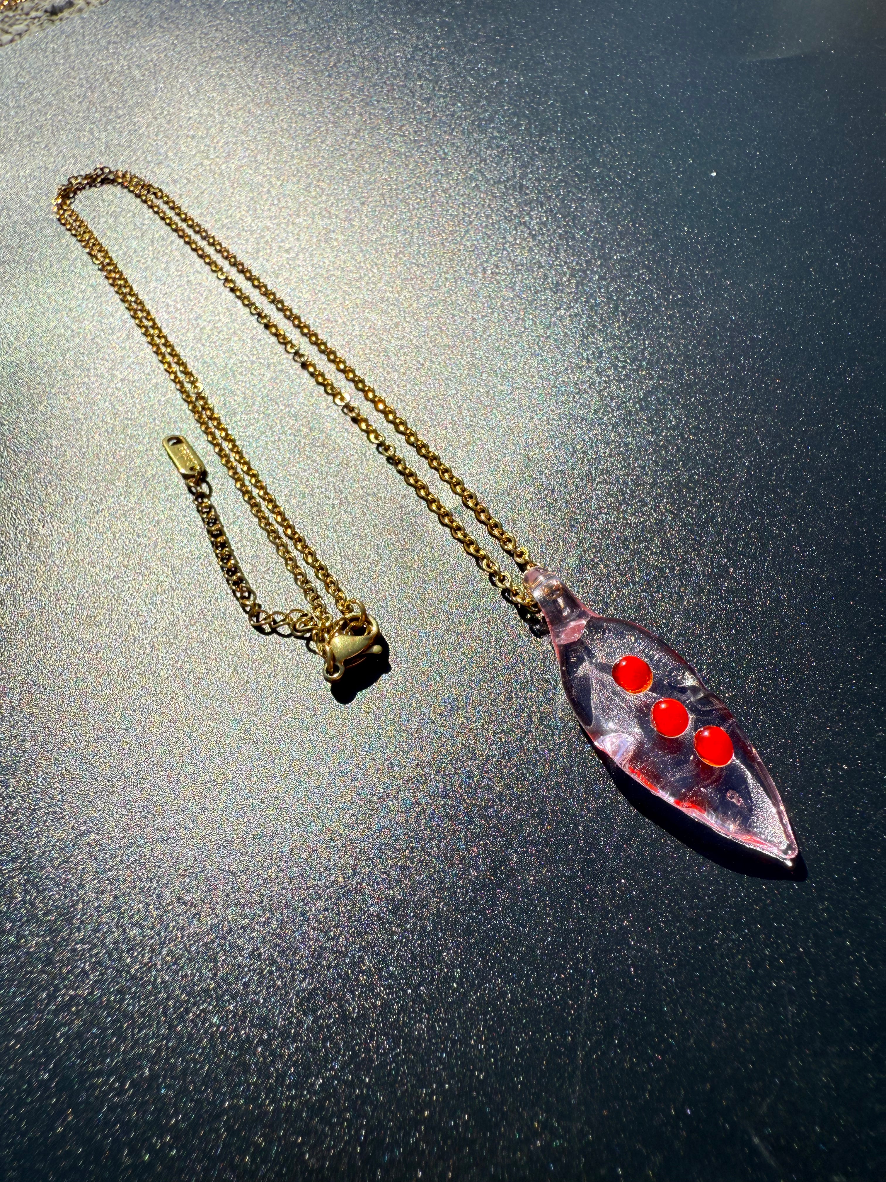 THE NECKLACE