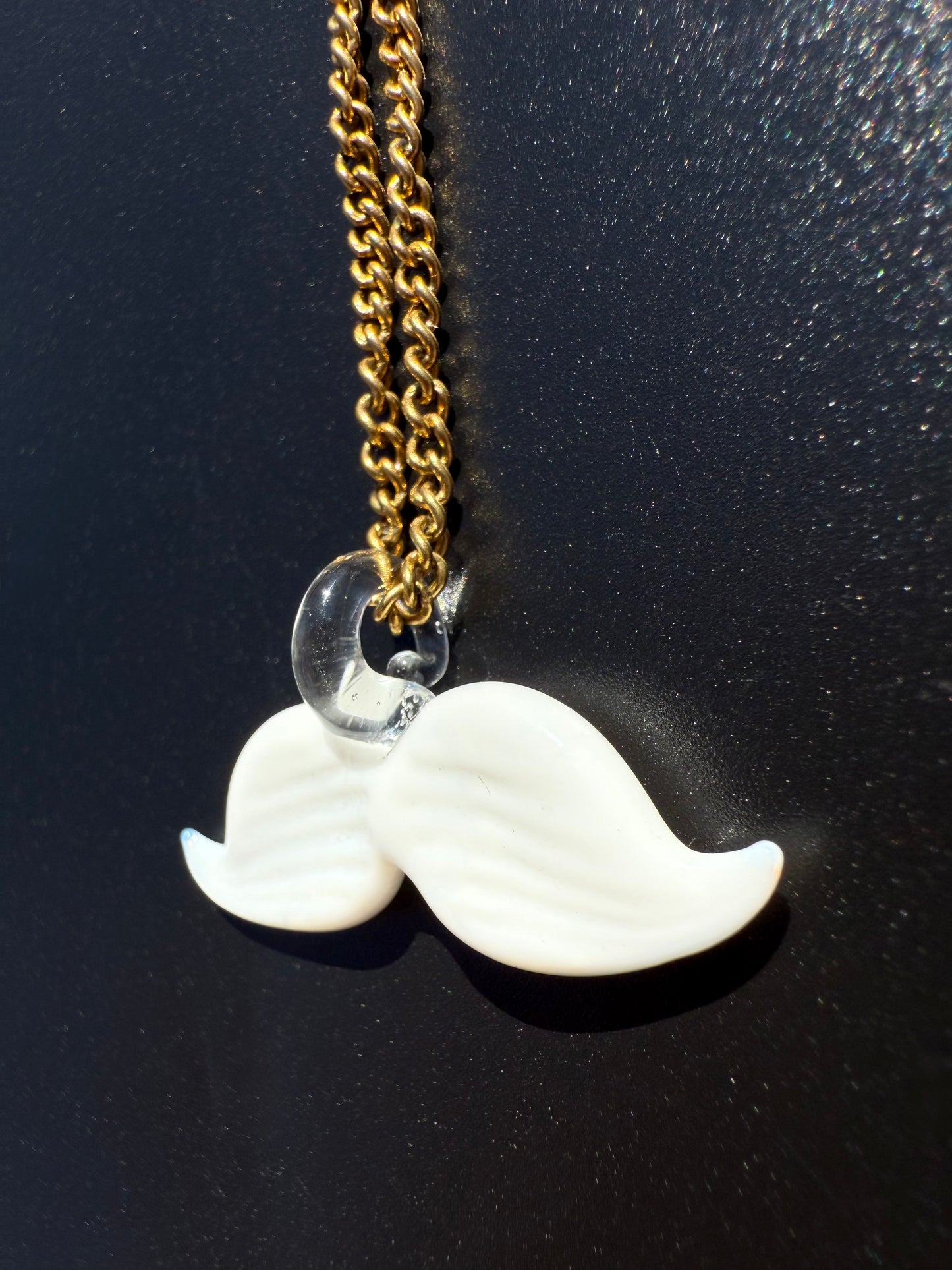 THE NECKLACE