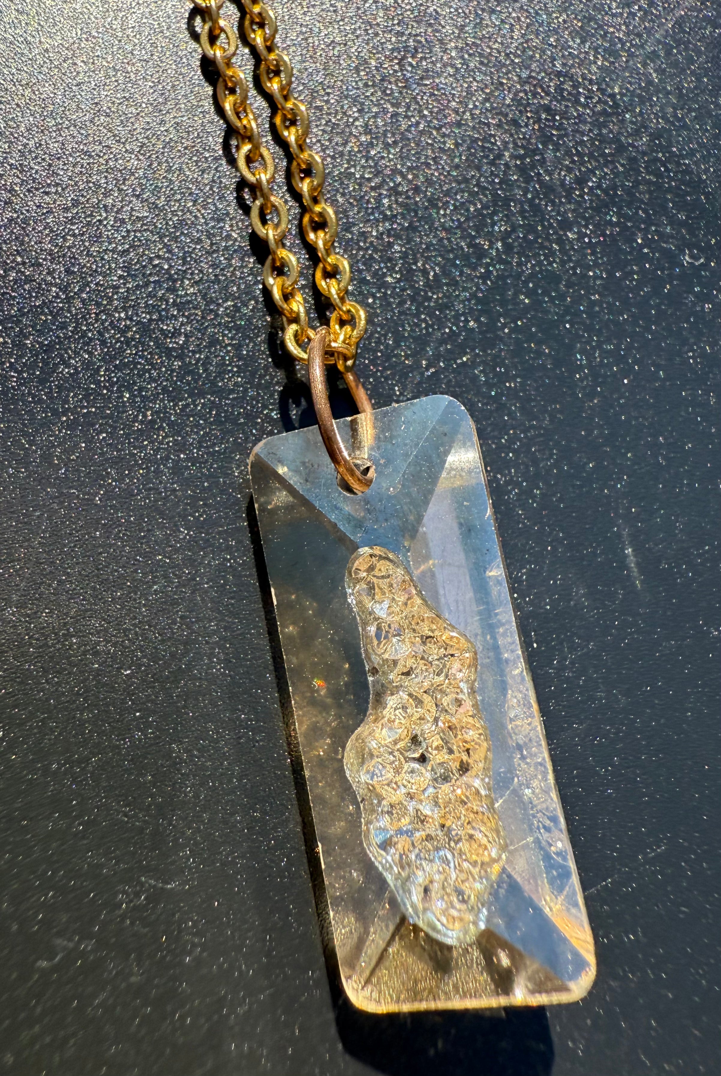 THE NECKLACE