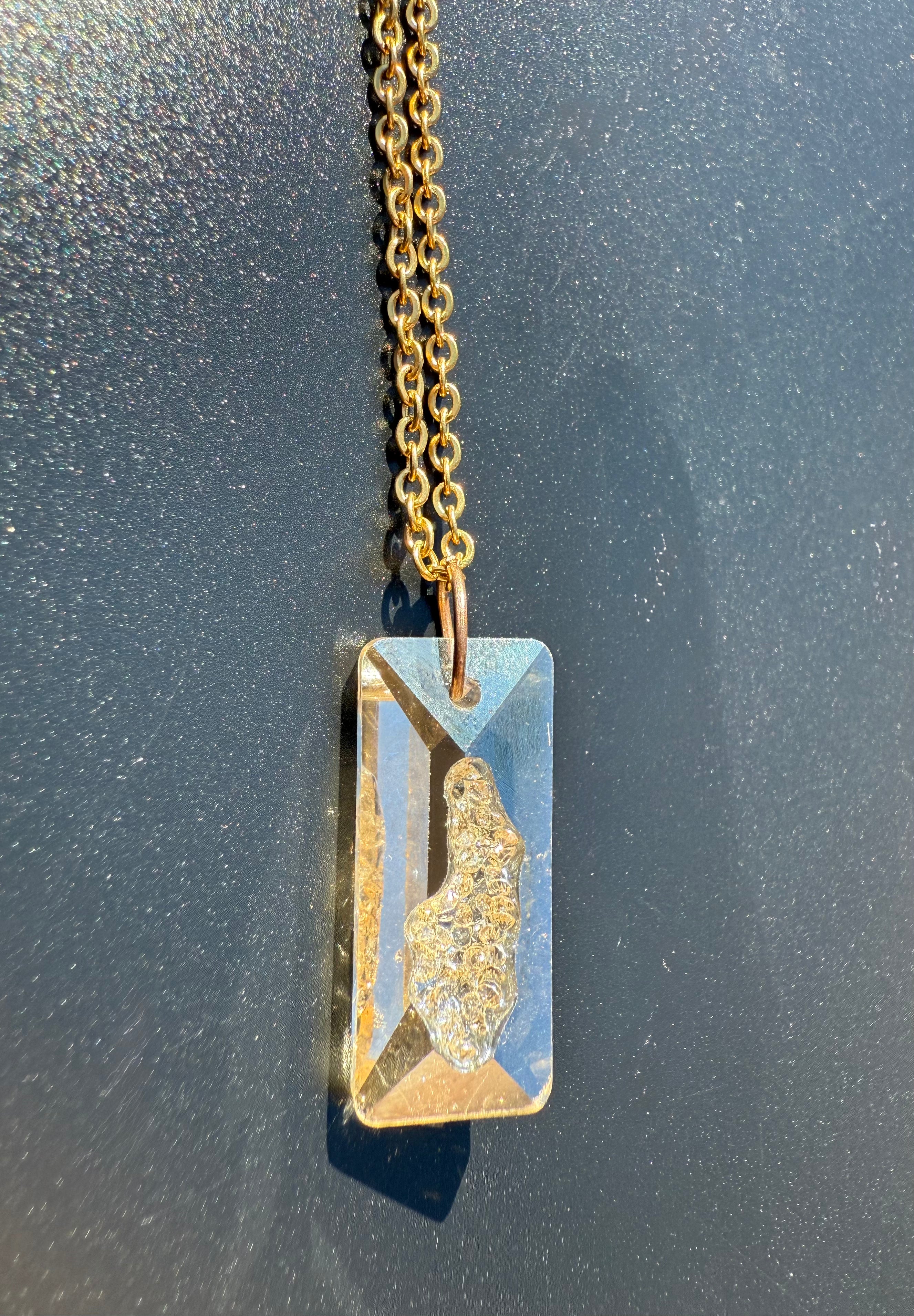 THE NECKLACE