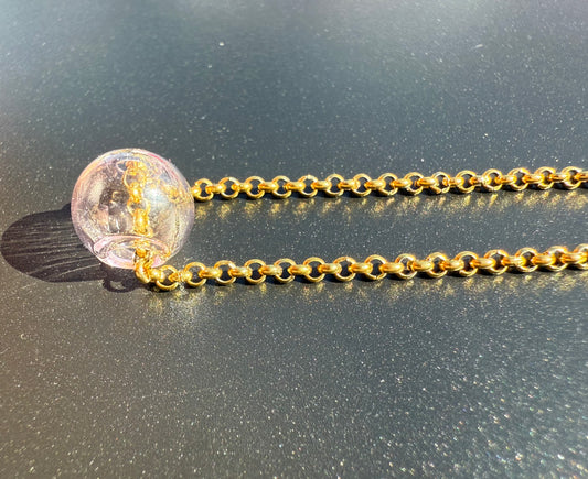 THE NECKLACE