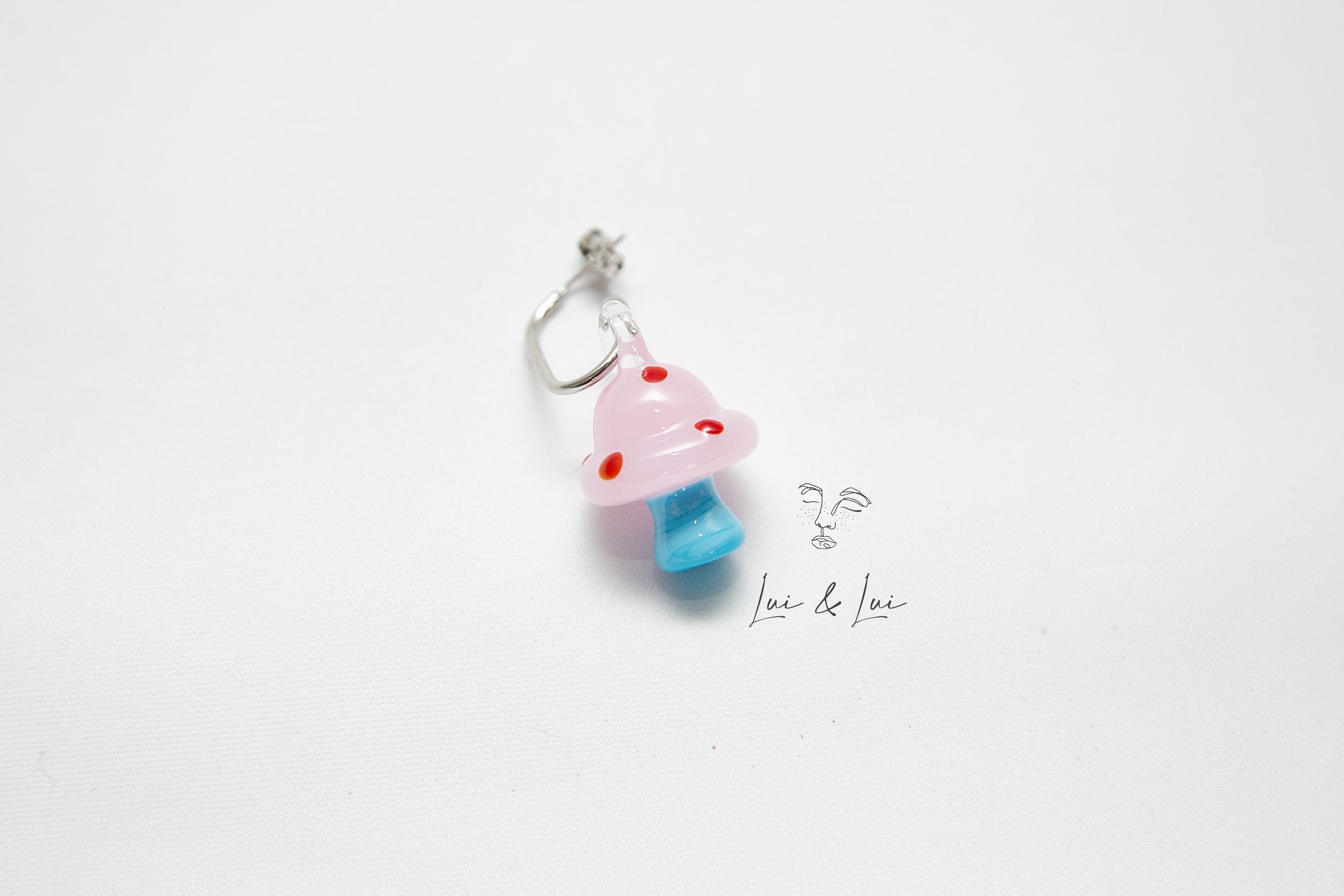 “LE CHAMPIGNON” SINGLE EARRINGS