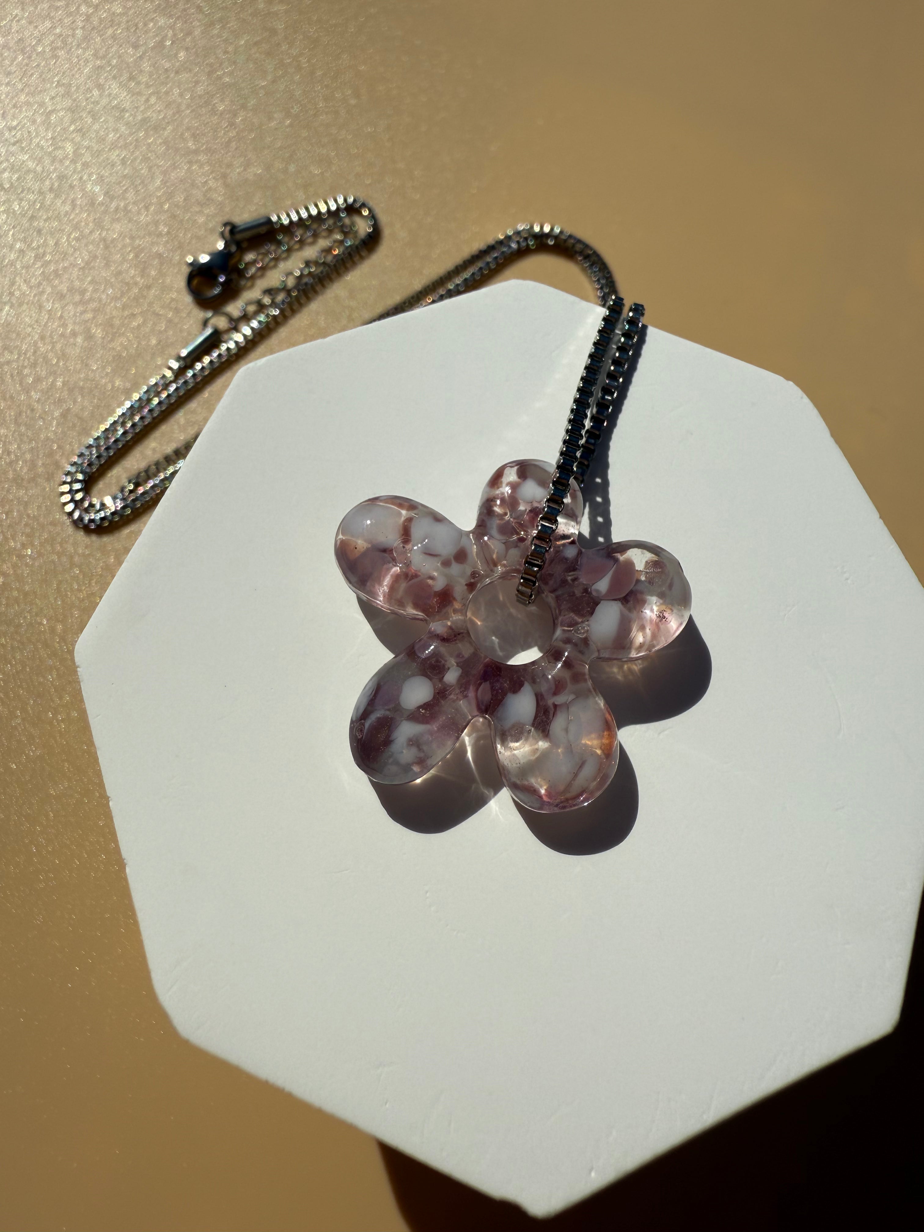 BLOOM NECKLACE