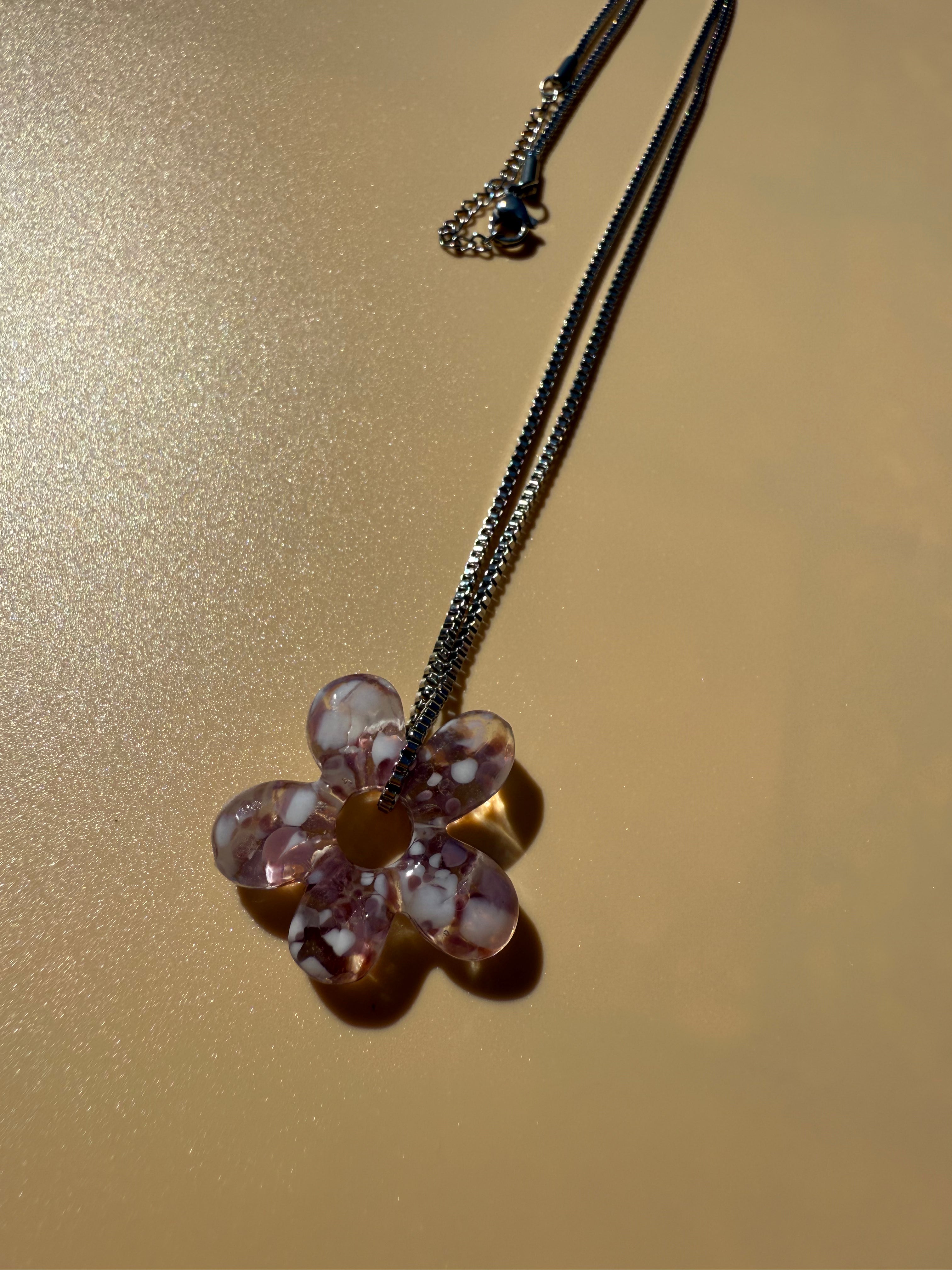 BLOOM NECKLACE