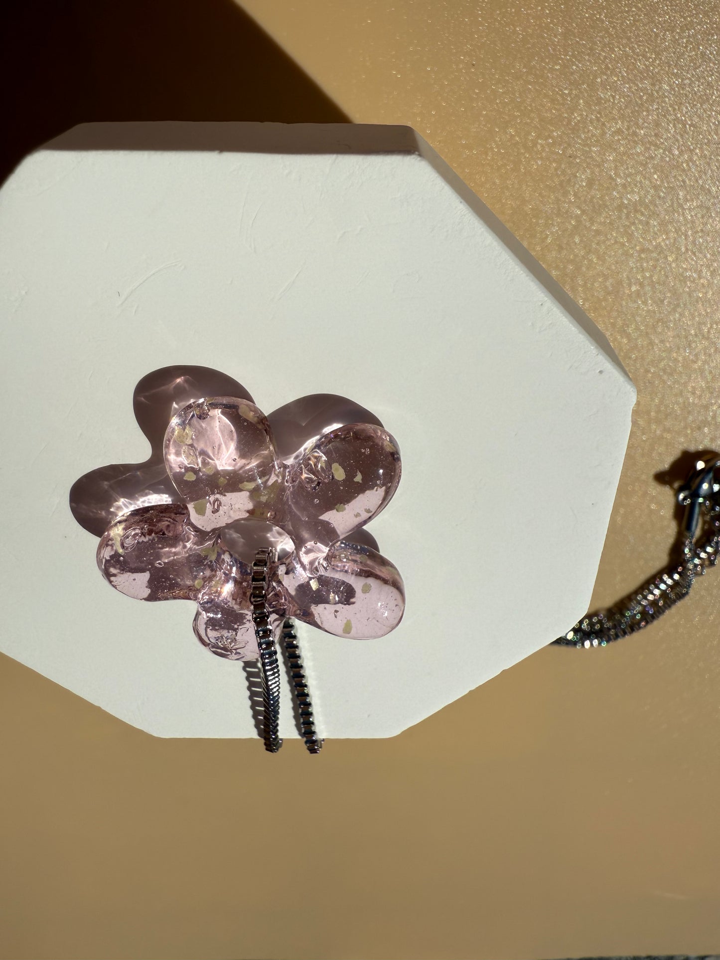 THE NECKLACE