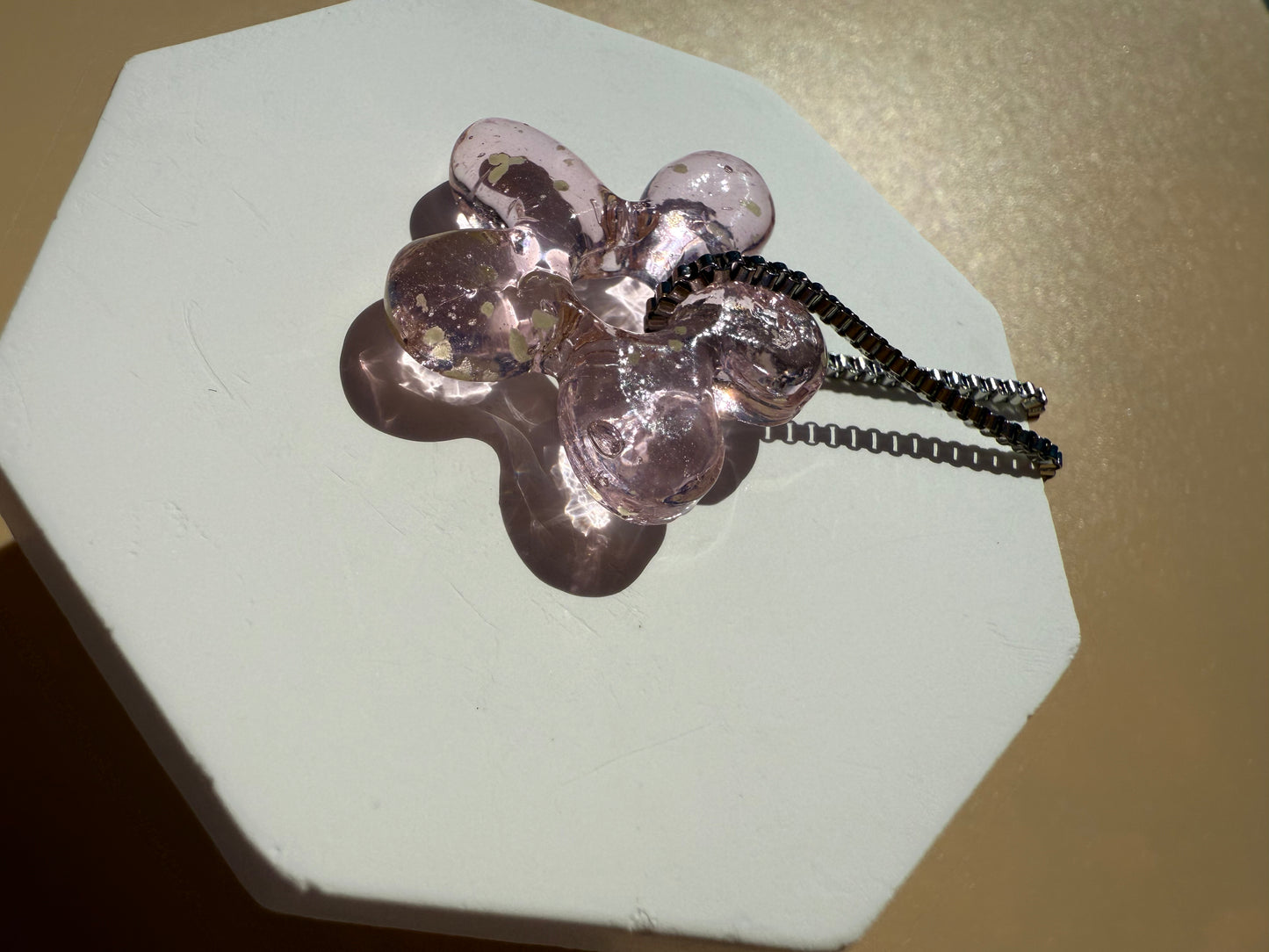 THE NECKLACE