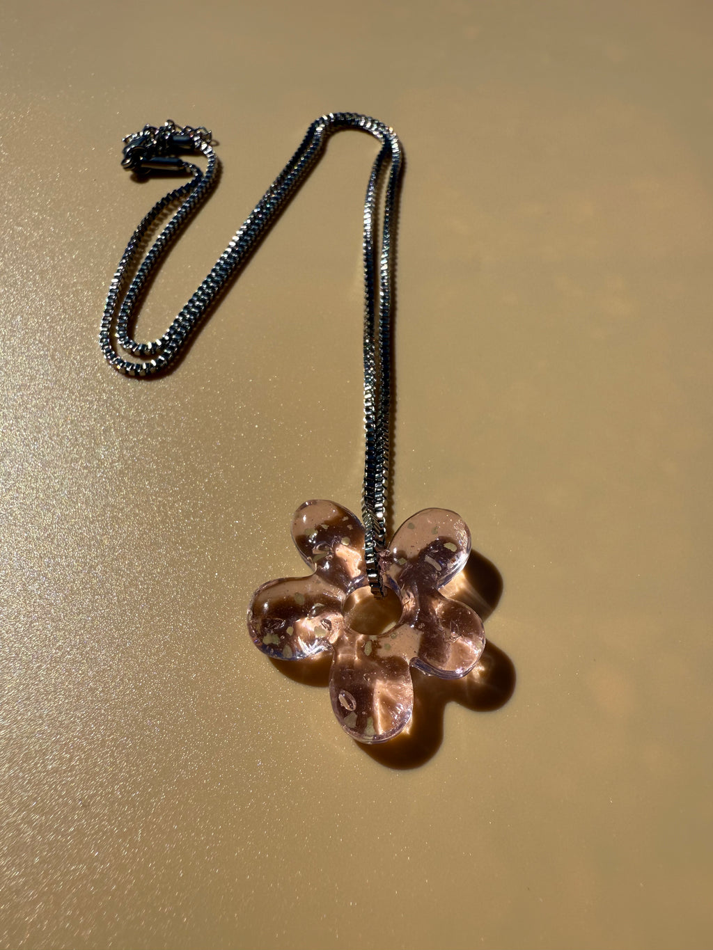 THE NECKLACE