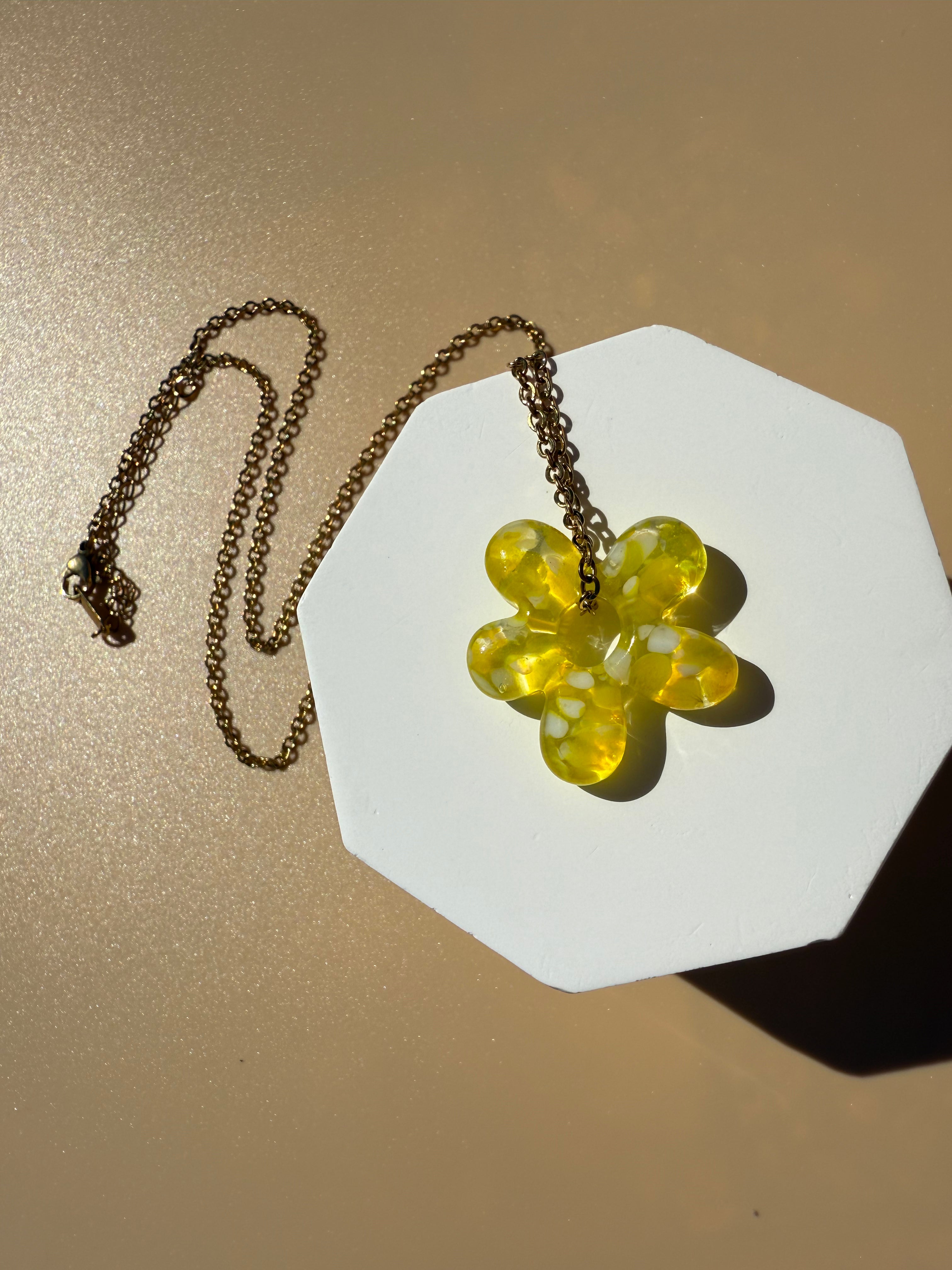 THE NECKLACE