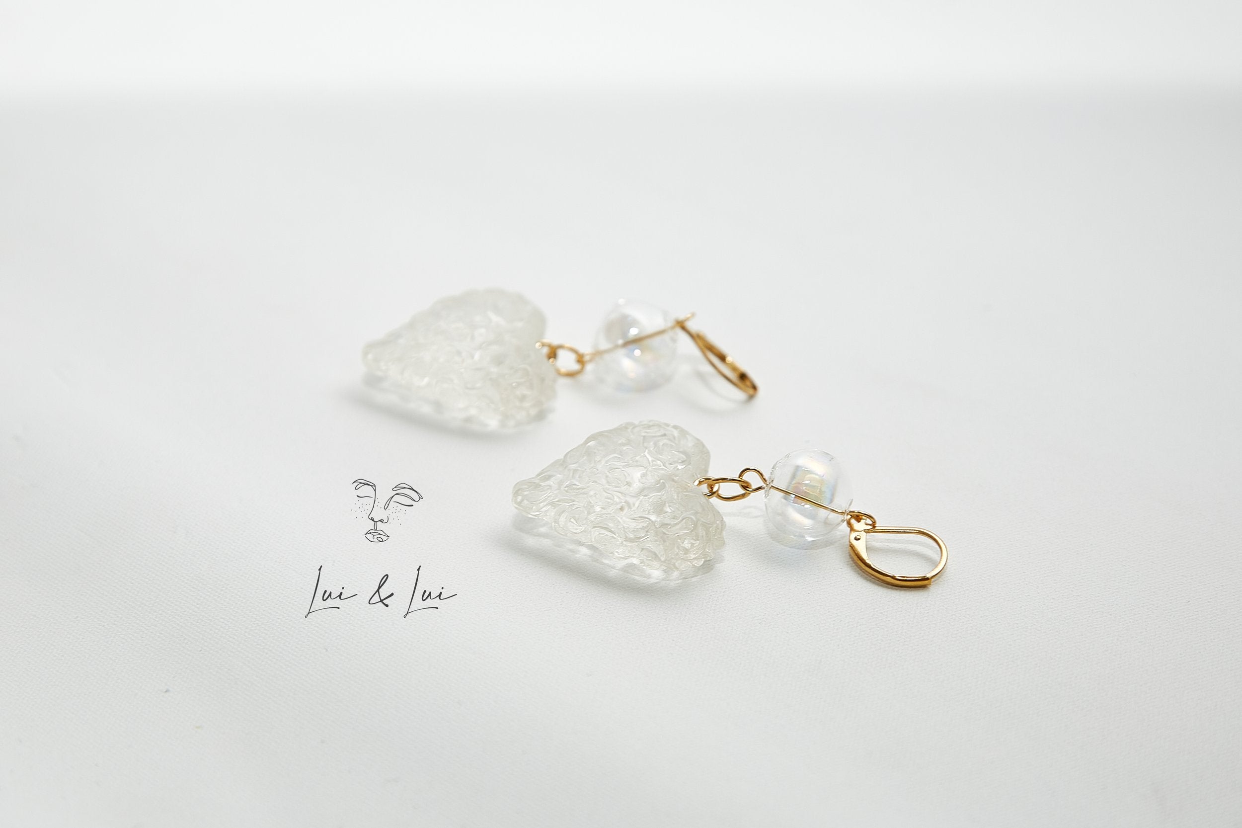 ICE HEART Earrings 