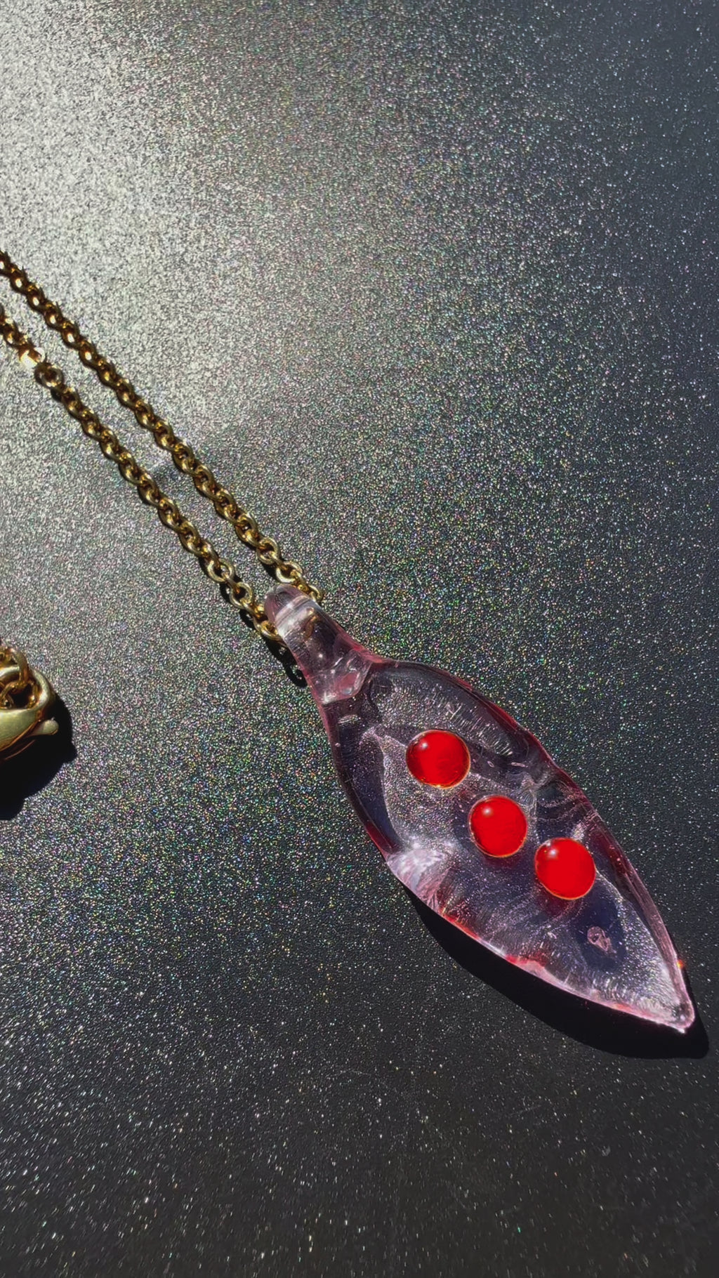 THE NECKLACE